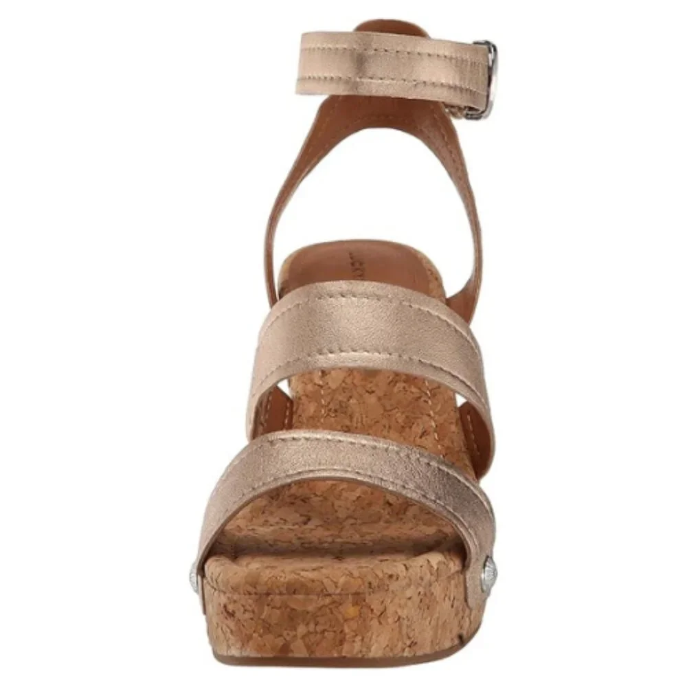 Lucky Brand Women's VALINTINA Wedge Platform Sandal, Stardust, 12M